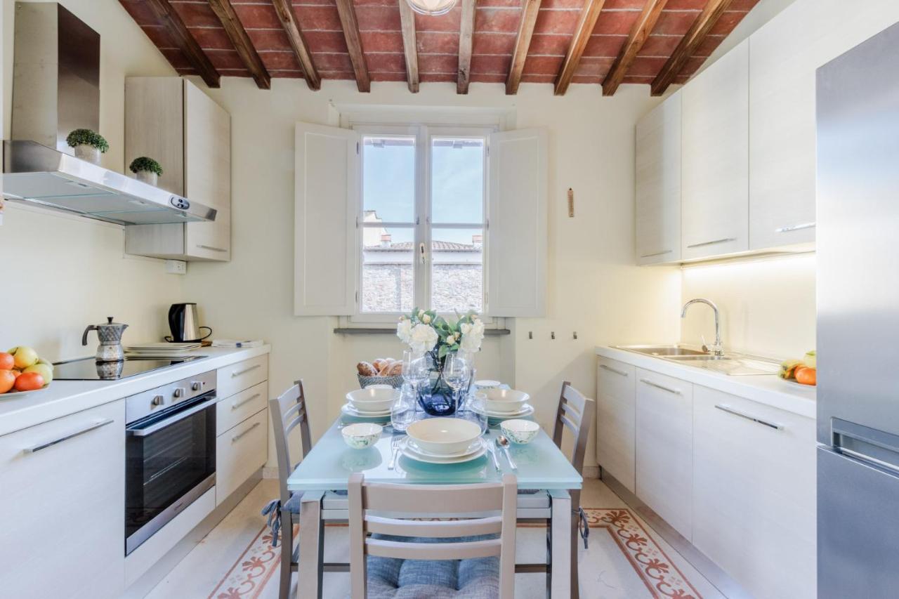 Helene Smart Flat With Elevator Inside Lucca Διαμέρισμα Εξωτερικό φωτογραφία